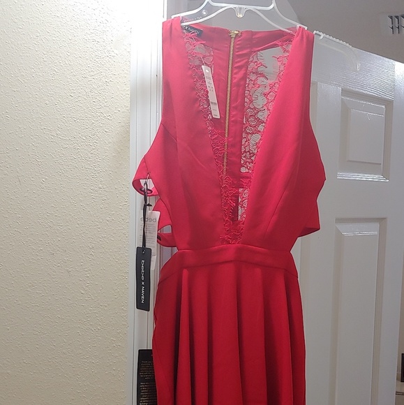 Bebe - Picture 4 of 5